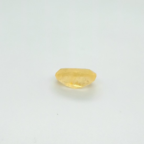 Yellow Sapphire (Pukhraj) 5.88 Ct Best quality